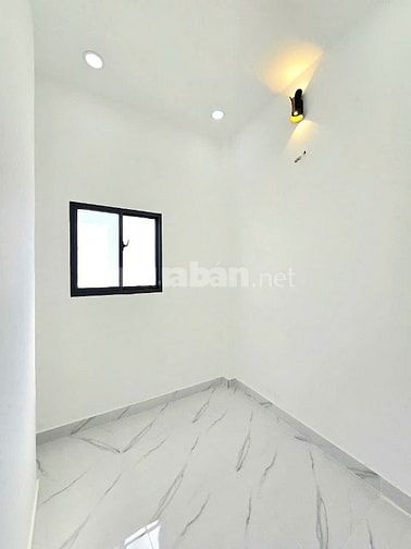 Bán Nhà Mặt Tiền Hẻm Xe Hơi Đến Nơi- Thuận Tiện Kinh Doanh - 1.39 tỷ 