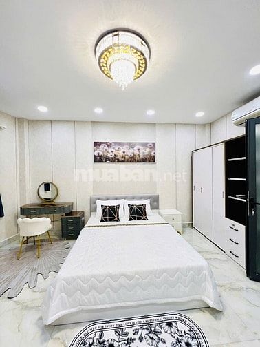 Bán Nhà Hẻm Phú Nhuận- 4 Tầng-3 PN- 32m2- Giá 6,7 Tỷ 