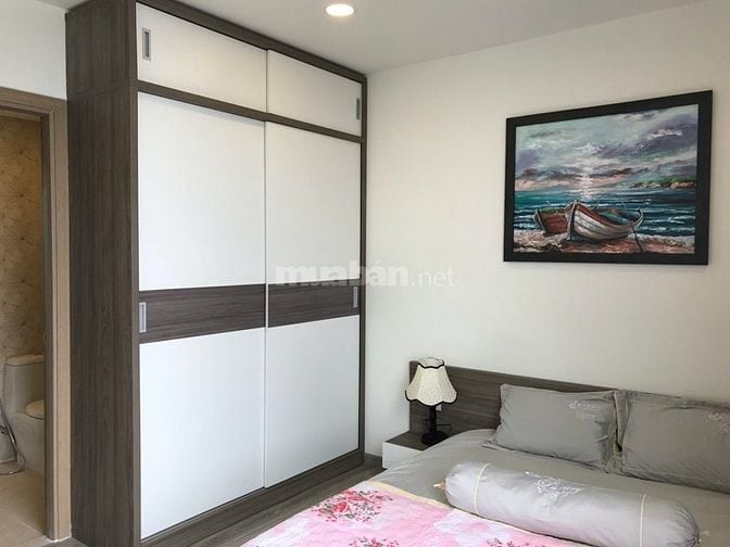 14 triệu, 82m2, 16 căn 1 trục, thưởng lãm lễ hộ Sông SG, 2 balcony