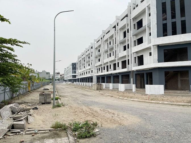 Căn xẻ khe 75,1m2 LK10 Shophouse Highway - Dự án TQ5 Trâu Quỳ