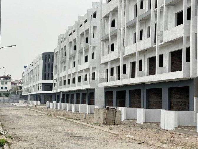 Căn xẻ khe 75,1m2 LK10 Shophouse Highway - Dự án TQ5 Trâu Quỳ