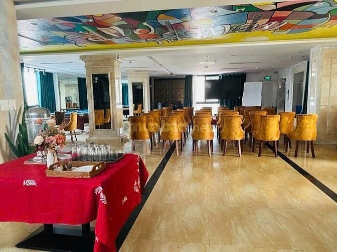 BÁN TÒA KHÁCH SẠN 5 SAO NGUYỄN THỊ ĐỊNH HOTEL 550M2-10 TẦNG THANG MÁY-