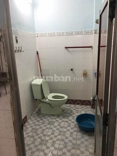 Sang nhà cho thuê 6 - 7 phòng, full phòng đường 16 gần cầu Bình Triệu