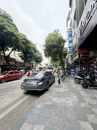 Bán biệt thự Lạc Long Quân, Tây Hồ, kinh doanh, ôtô, 155mx3t, 78 tỷ