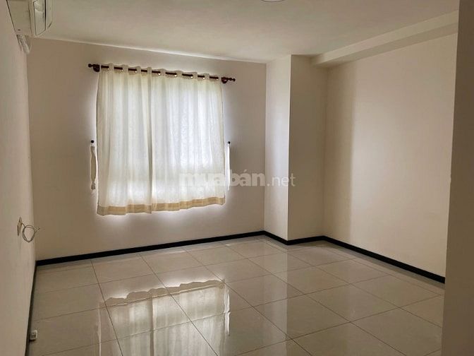 Bán căn hộ Flemington tầng 20,CÓ SUÂT OTO , 90m2 , view phú thọ , 2PN