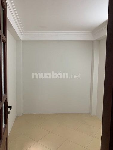 BÁN GẤP NHÀ số 1 ngõ 66 Đê La Thành,  KHU Xã Đàn, 31m2x 5 tầng, MT 7m