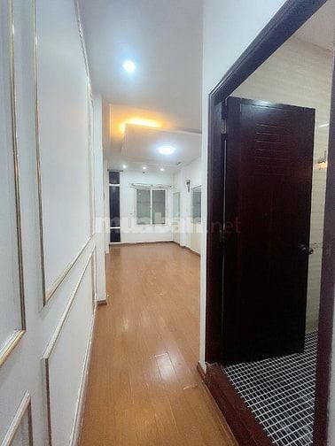 Chính chủ cho thuê 102 Nguyễn Thiện Thuật, P2, Q3 - Có Phí MG