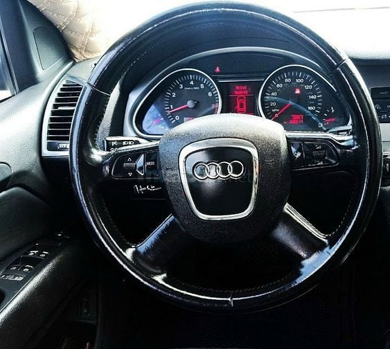 Bán rẻ AUDI Q7 QUATTRO SPORT 2008 Zin A-Z rất đẹp!