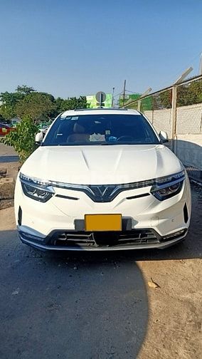 Cung cấp dịch vụ taxi điện VF8 đi tỉnh 0987479449