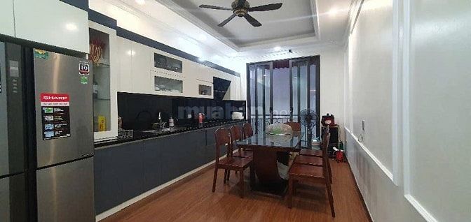 NHÀ PHÂN LÔ KHU VIP NGUYỄN SƠN, KINH DOANH SẦM UẤT, THANG MÁY, 7 CHỖ V