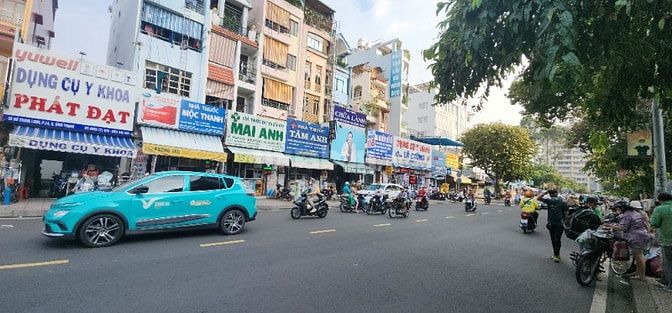 Mặt Tiền 3 tháng 2 , 4,6x25, nở hậu 115m2  , 3 tầng, 35 tỷ 