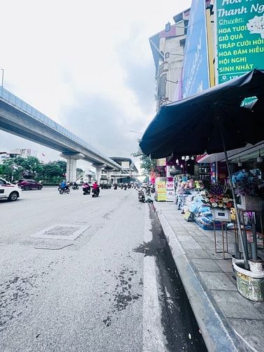 BÁN NHÀ MẶT PHỐ NGUYỄN TRÃI 43M2- 15 TỶ