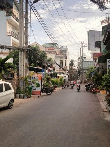 Nhà mặt tiền kinh doanh sát khu đô thị vạn Phúc phường Hiệp Bình Phước
