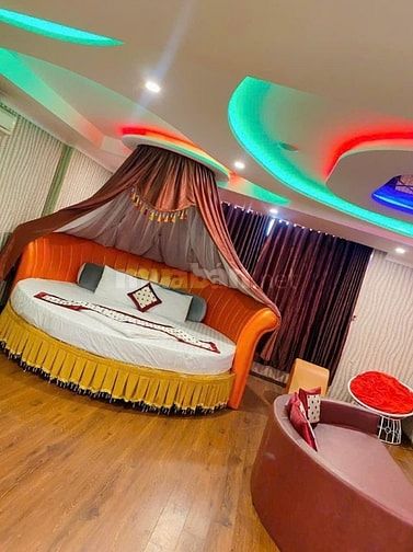 Hotel Mặt Tiền đường số 7 khu Trung Sơn 7 tầng.Thu nhập trên 3 tỏi/năm