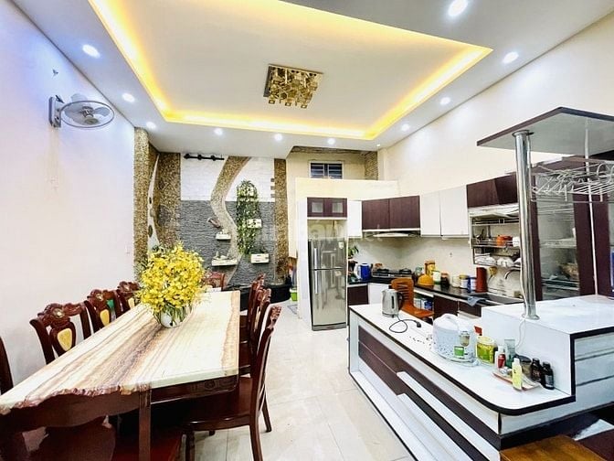 Bán nhà khu D5 - Ung Văn Khiêm cực hiếm ngang 5m giá chỉ 22 tỉ