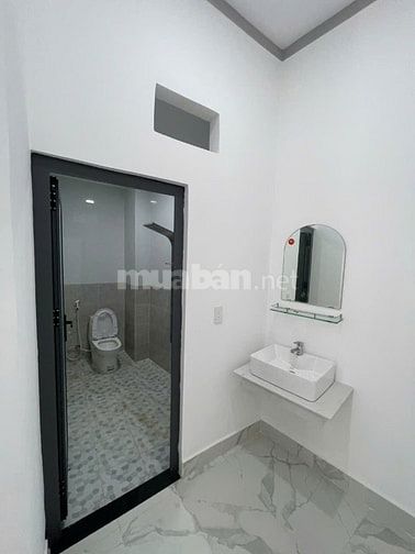 Giảm 399tr bán gấp nhà phố liền kề đã hoàn công P.Long Bình Tiên_100m2