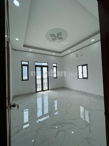 Giảm 399tr bán gấp nhà phố liền kề đã hoàn công P.Long Bình Tiên_100m2