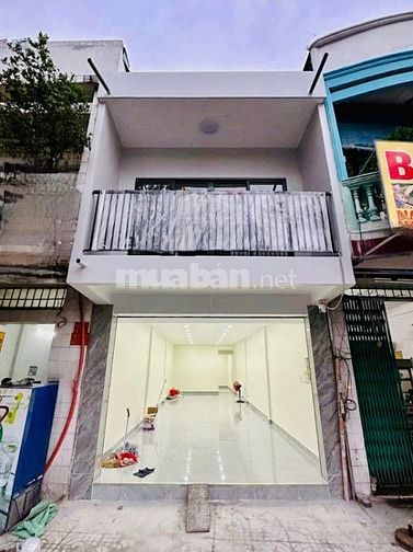 Cho thuê nhà mới xây Điện Biên Phủ đối diện Pearl Plaza lề đường 10m