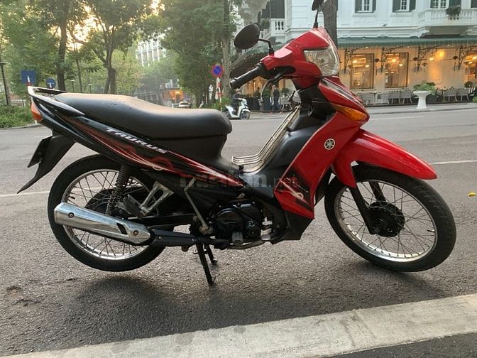 Cần bán xe Yamaha Taurus 110cc màu đỏ đen