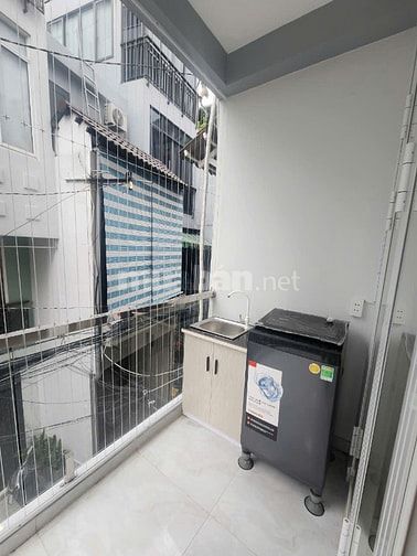 CHDV đường 3/2, quận 10: 20m2, Nội thất, ban công, 4.5tr/tháng