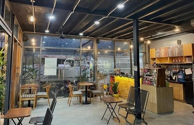 Sang nhanh quán cafe góc 2 mặt tiền đẹp phường 13 Tân Bình 