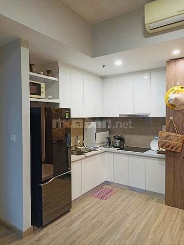 Góc Bán Căn Hộ góc Cao Cấp mặt tiền xa lộ Resort xanh Masteri An Phú