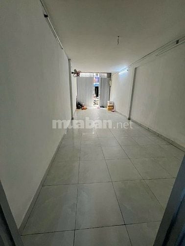 Nhà Mặt Tiền Nguyễn Trọng Tuyển Sát Phan ĐÌnh Phùng 200m2 Có 2 Phòng