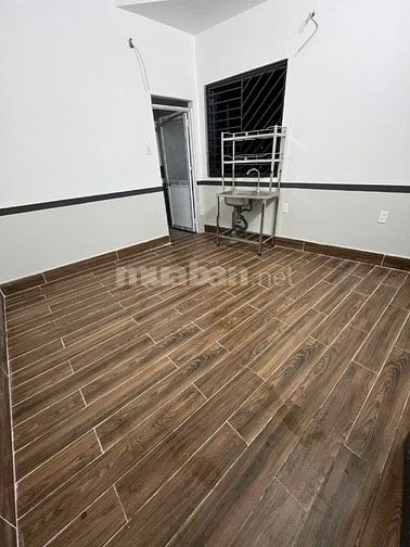 NHÀ TO ĐÙNG -128M2 - ĐƯỜNG 10M- CÓ 10 PHÒNG CHO THUÊ FULL- SÁT CHỢ