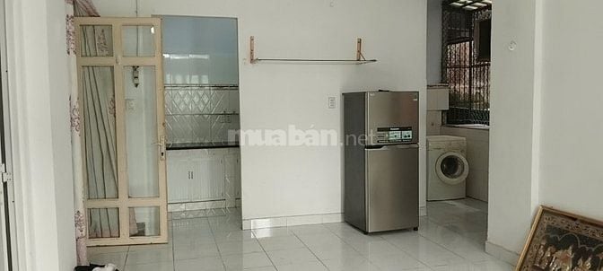 Cho thuê căn hộ Lầu 3 Lô C c/cư Bình Thới P.8 Quận 11  giá 9 triệu 