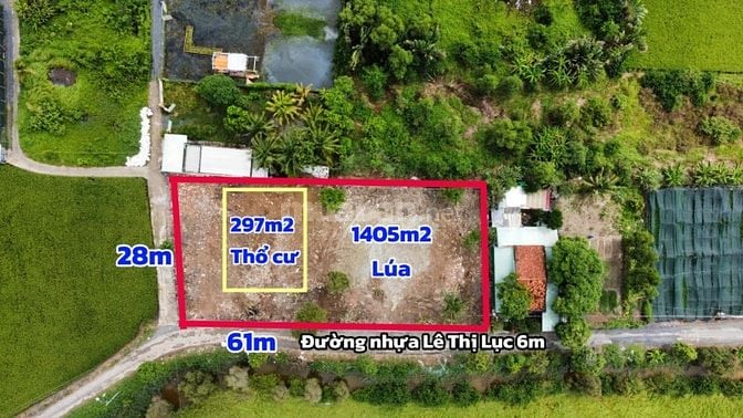 1700m2 có 297m2 thổ, Lô góc 2 MT đường nhựa, ngang 61m, giá cực rẻ