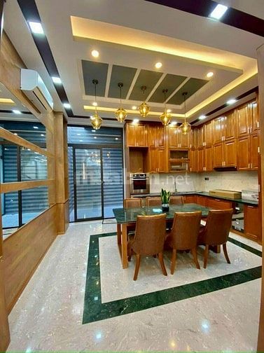 Chủ hạ giá bán gấp nhà 3 tầng 120m2-mặt tiền đường Kha Vạn Cân, phường