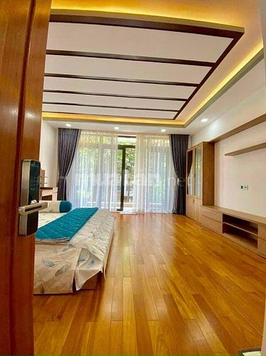 Chủ hạ giá bán gấp nhà 3 tầng 120m2-mặt tiền đường Kha Vạn Cân, phường