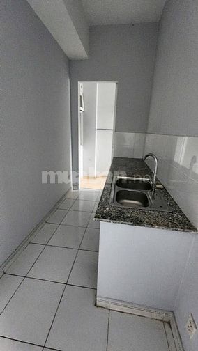 Cho thuê căn hộ 54m2 có 2pn 2wc Hoàng Quân mặt tiền Nguyễn Văn Linh