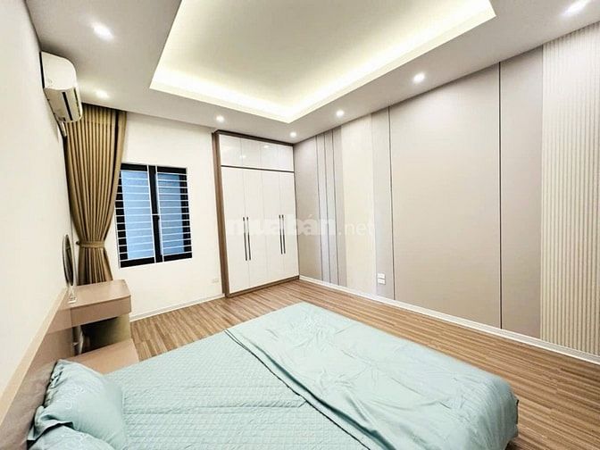 Bán nhà Hoàng Đạo Thành, ô tô CX5 đỗ cửa, thông thoáng, 85m2, 3.5 tỷ