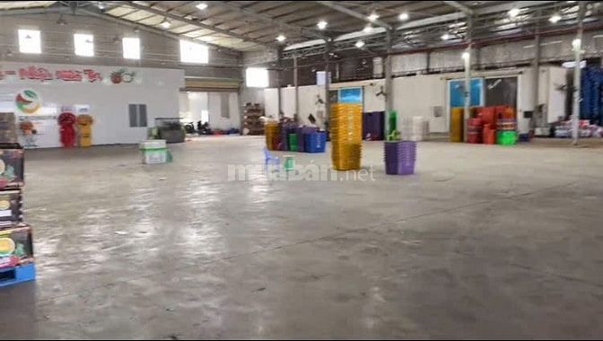 Cho thuê 4.500m2 kho mặt tiền Quốc lộ 1A-Bình Thuận. Đầy đủ giấy phép