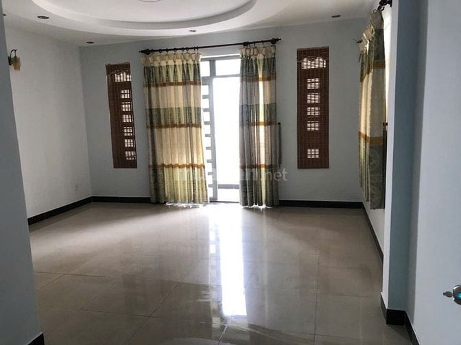 CHO THUÊ NHÀ LẦU LỚN 27 triệu 1 tháng. 132,4m2 ~ 27,4x6m. 7PN