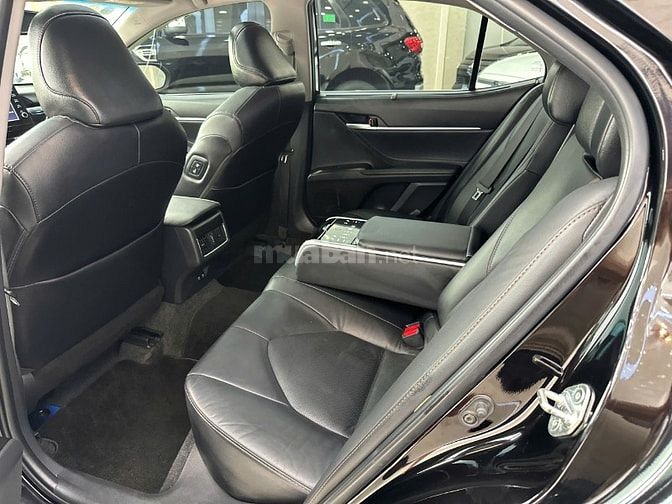 Toyota Camry 2.0Q 2022 xe đẹp   