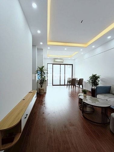 3.2 tỷ em bán căn cc thang máy tòa K khu đô thị Việt Hưng, Long Biên