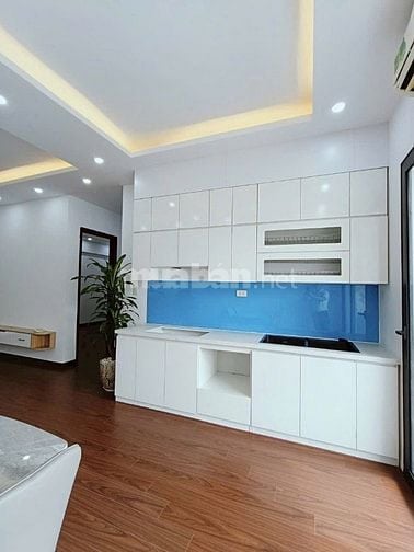 3.2 tỷ em bán căn cc thang máy tòa K khu đô thị Việt Hưng, Long Biên