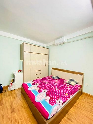 Gần phố cổ Hà Nội, 4 tầng nhà đẹp ở ngay, ô tô đỗ cửa, 40m2, 5.45 tỷ 