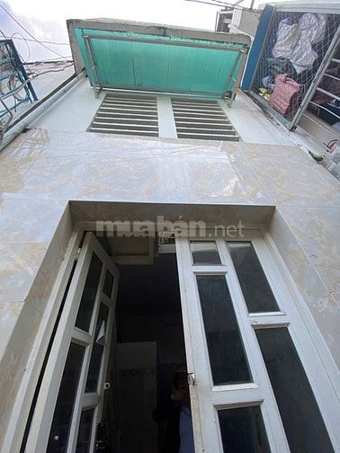 Bán nhà Phan Văn Trị , P11, 15m2 , 2,3tỷ bớt Lộc. LH : 0866408299 