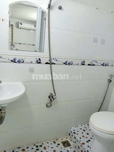 Cho thuê C/C tầng trệt DT 7mx10m D3 Võ Oanh 2PN,2WC  P25 Q.Bình Thạnh 