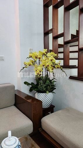 Cần cho thuê căn nhà phố Phú Thượng, Tây Hồ. DT 55m2x5T, MT 4m, đủ đồ.