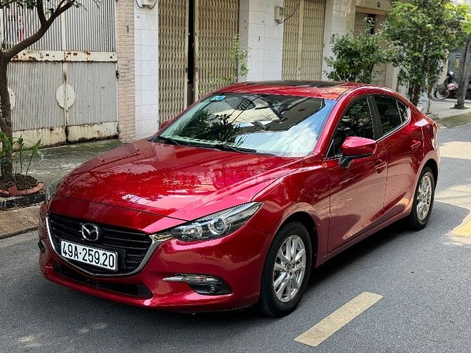 Mazda 3 sedan 2019 màu đỏ pha lê xe cực đẹp 