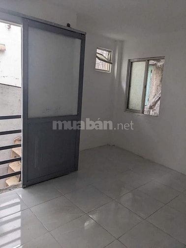 Bán nhà hẻm 1,5m đường 702 Hồng Bàng Phường 1 Quận 11 giá 1,8tỷ - 19m2