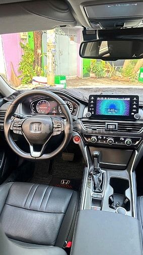 Honda Accord 1.5 Sensing Vin 2022 màu trắng xe cực mới 