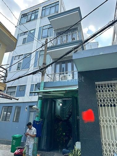 NHÀ 2 LẦU (3PN) - 31 M2 - GIÁP MẶT TIỀN NGUYỄN DUY