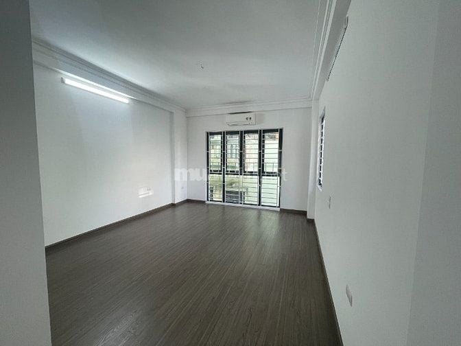 Cho thuê nhà riêng xây mới 39m2 x 5T tại ngõ 5 Đông Thiên, Lĩnh Nam