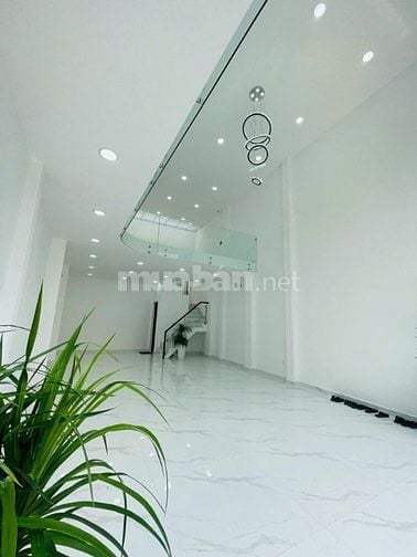 Gỉam 1tỷ,MT Ng Thái Bình,ngang 5,5m,Nở hậu,GPXD 7Tầng,Gần VinCom 