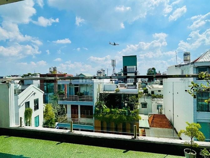 SANG NHƯỢNG VĂN PHÒNG 106m² TIỆN NGHI, VỊ TRÍ ĐẮC ĐỊA